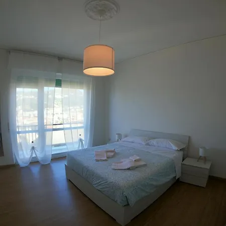 Апартаменты Quadrilocale Italia Con Vista Mare