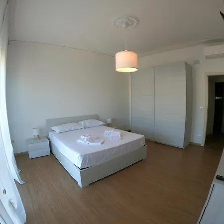 Lejlighed Quadrilocale Italia Con Vista Mare