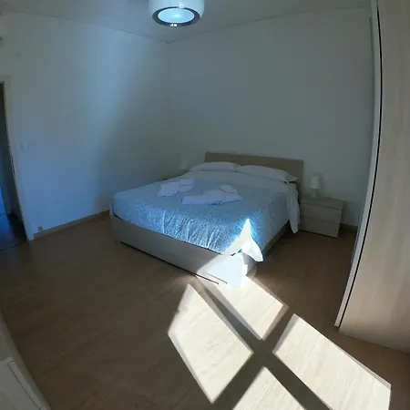Quadrilocale Italia Con Vista Mare Апартаменты Варацце